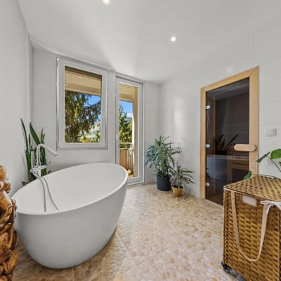 Аренда просторной 4-комнатной квартиры 88 м² в районе Карлова Вес, Братислава, Словакия